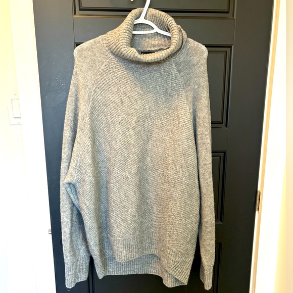 2 for $60 Mango Turtle Neck Sweater Gray Size XL - Picture 4 of 11